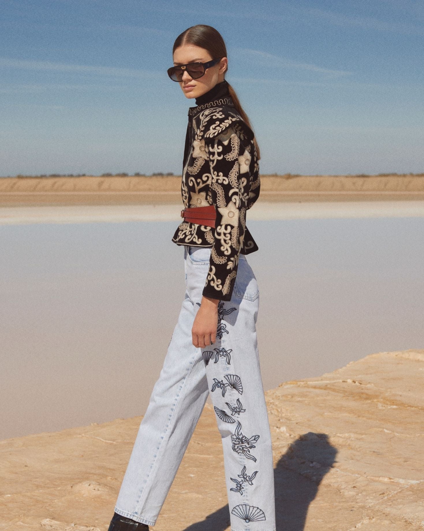 CHAQUETA ESPE NEGRA The IQ Collection