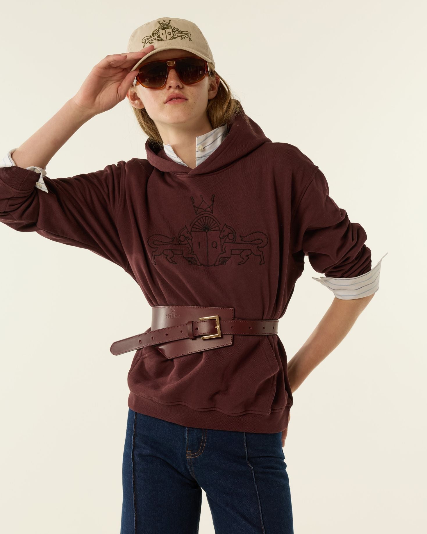 SUDADERA LEO BURDEOS The IQ Collection