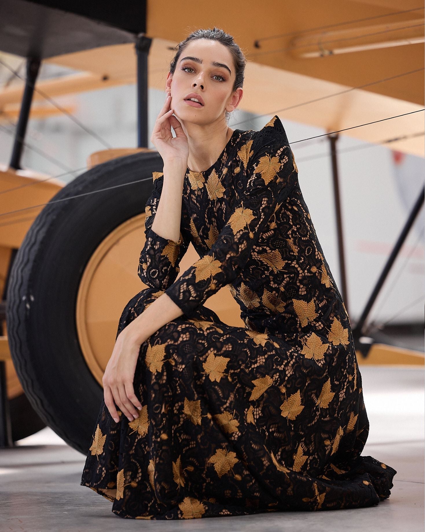 VESTIDO ROSE HOJAS The IQ Collection