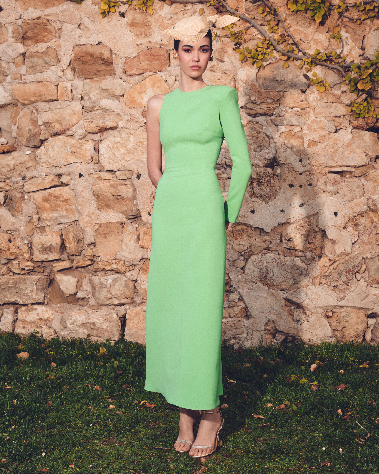 003 The IQ Collection