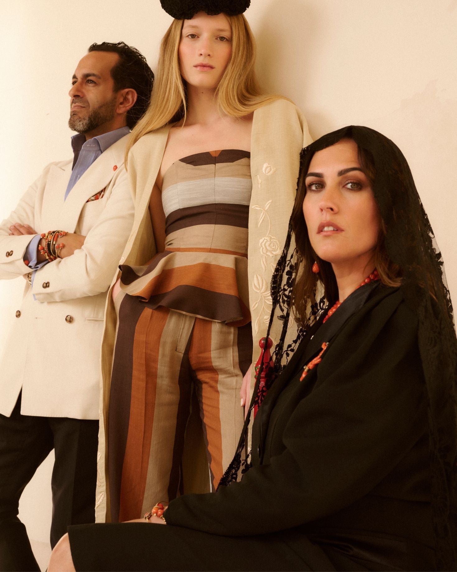 TOP DELTA The IQ Collection