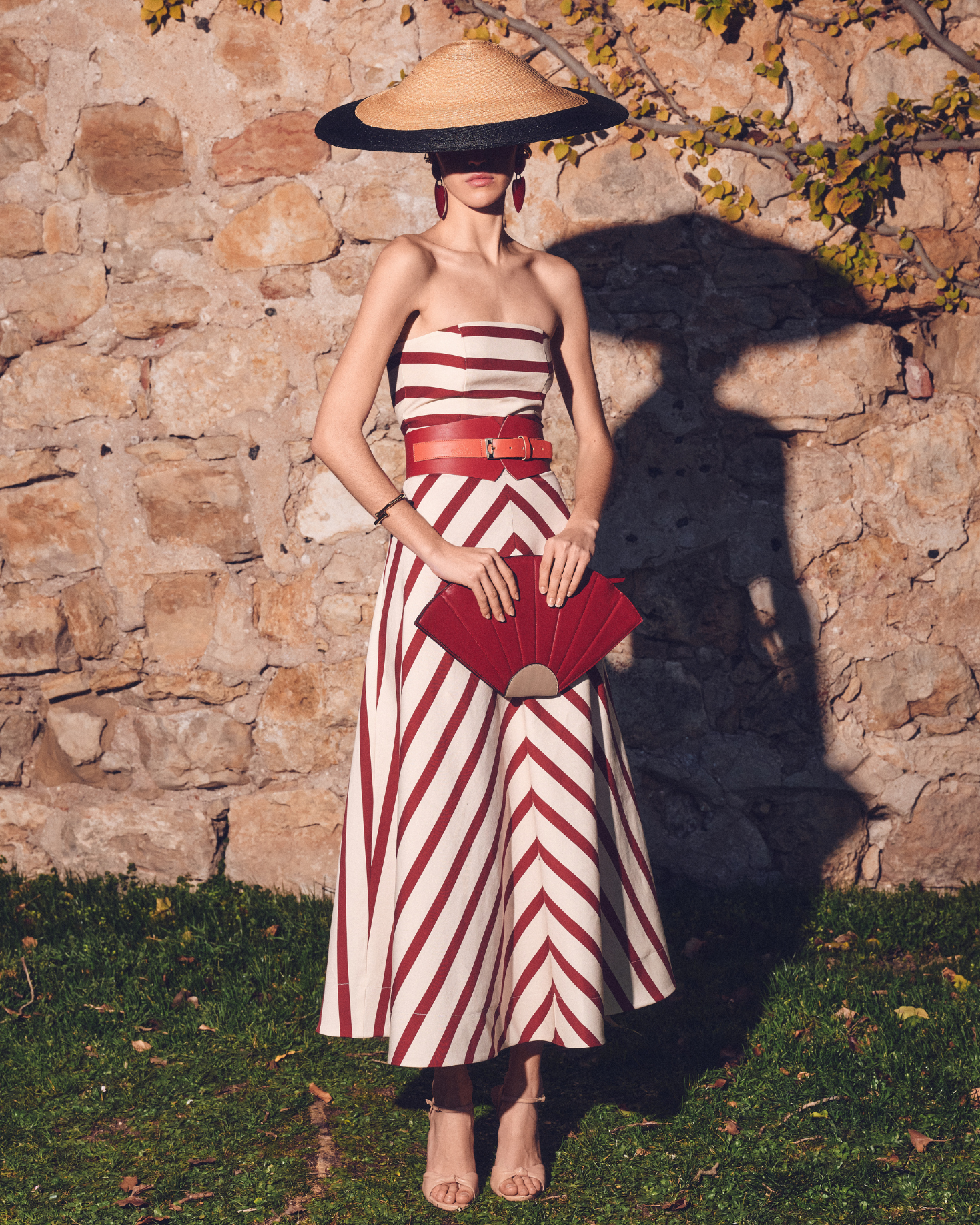 005 The IQ Collection