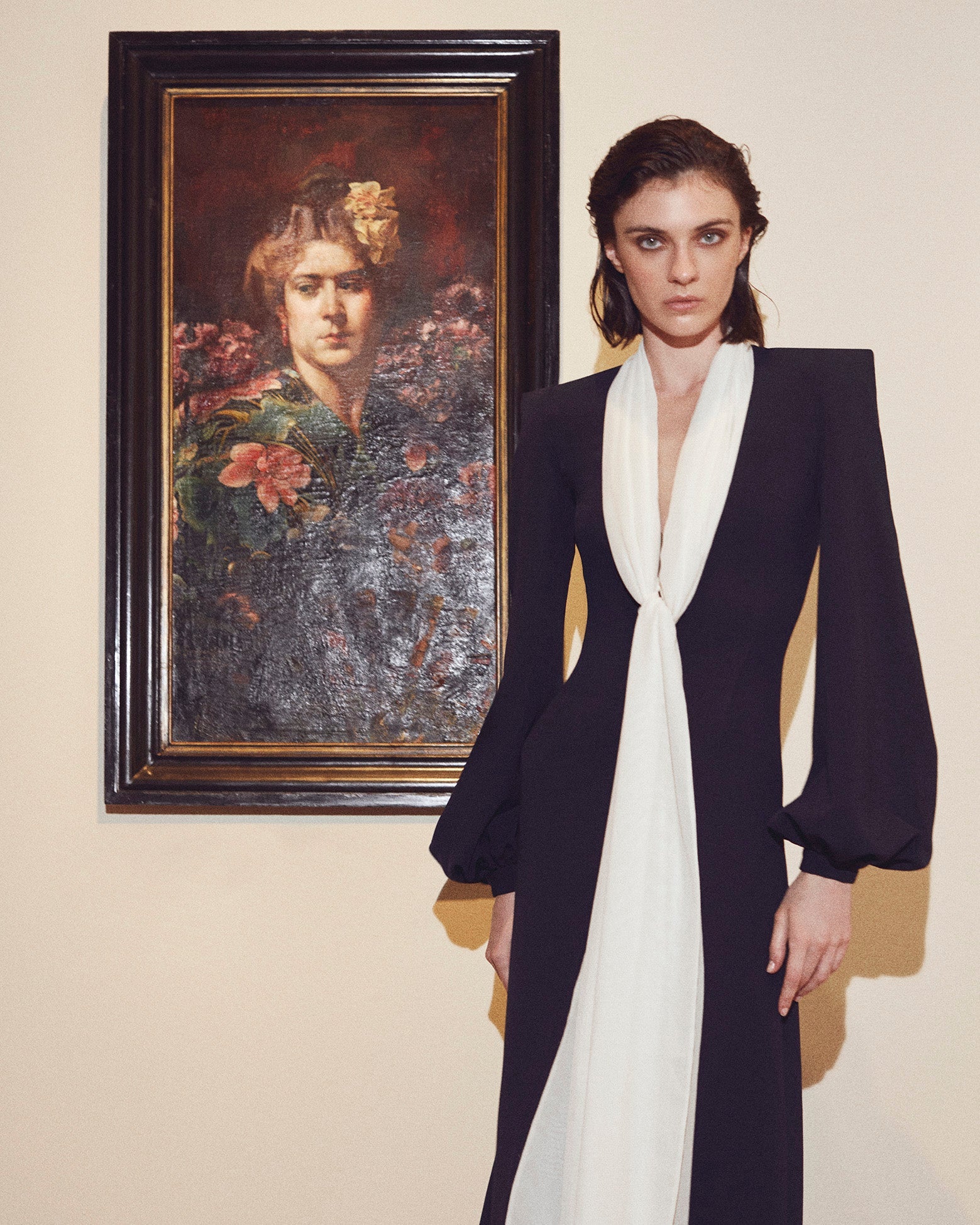 VESTIDO COELLO The IQ Collection