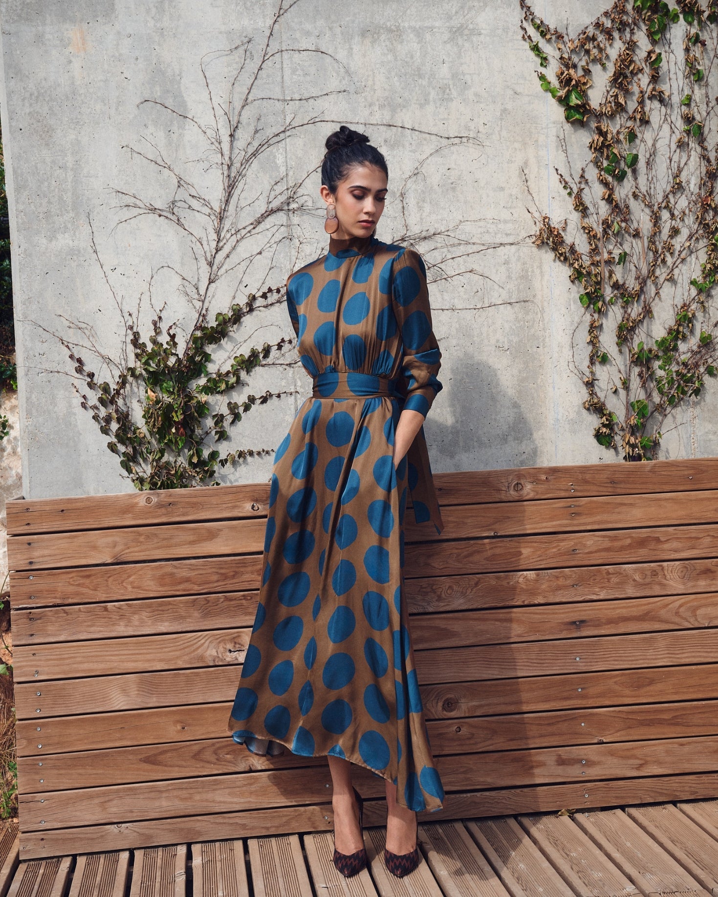 VESTIDO CAROLINA LUNARES The IQ Collection
