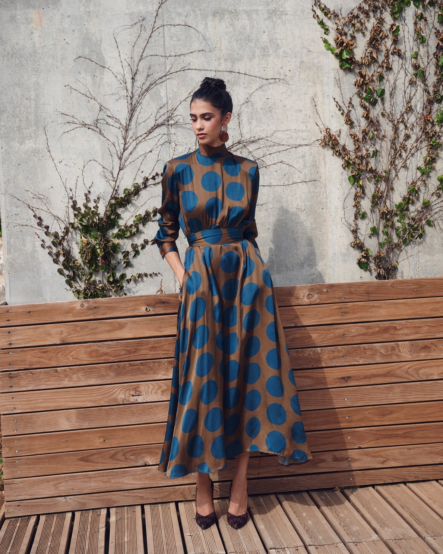 VESTIDO CAROLINA LUNARES The IQ Collection