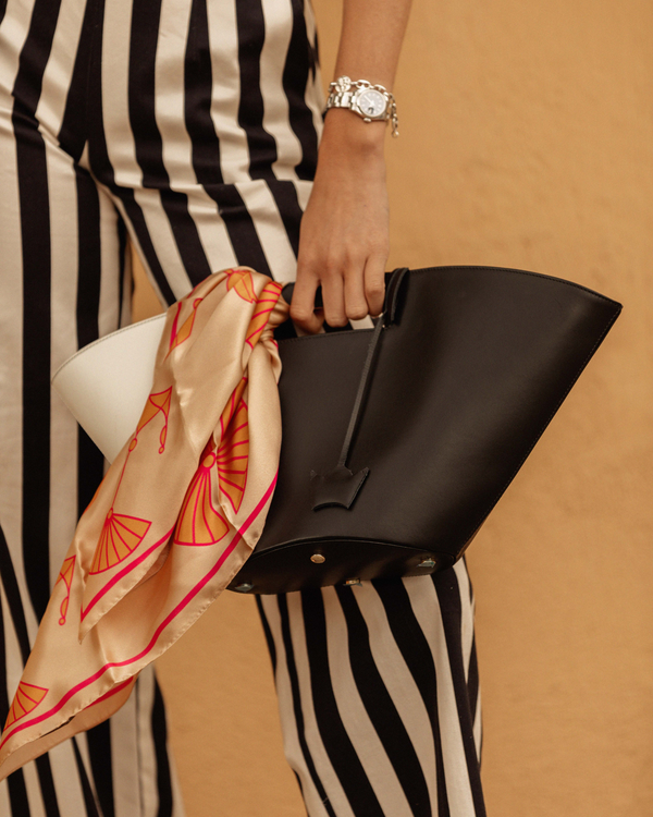 BOLSO POEMA HUESO The IQ Collection