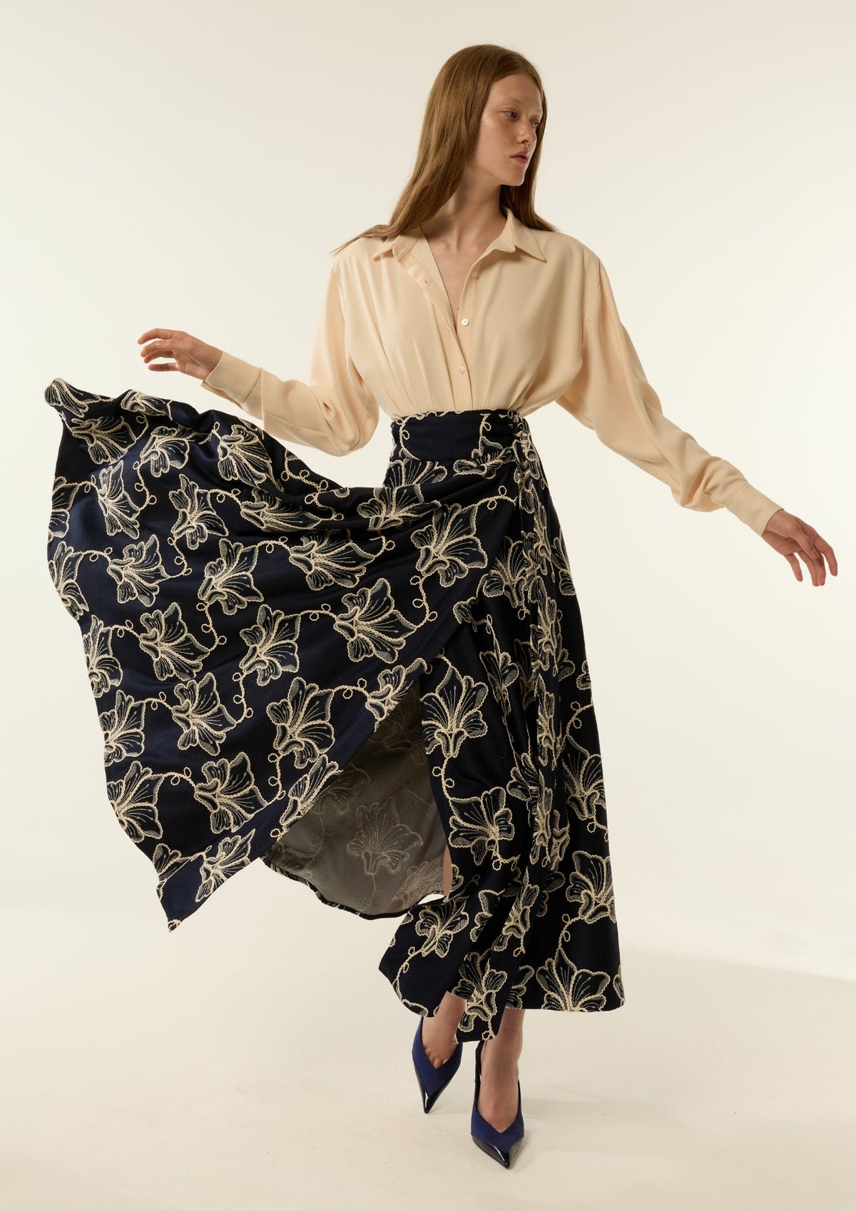 FALDA CLIO FLORES MARINO The IQ Collection