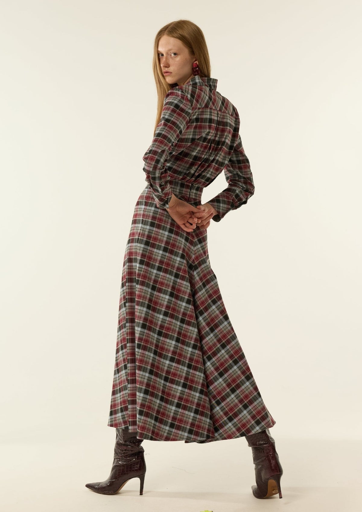 FALDA NOVA The IQ Collection