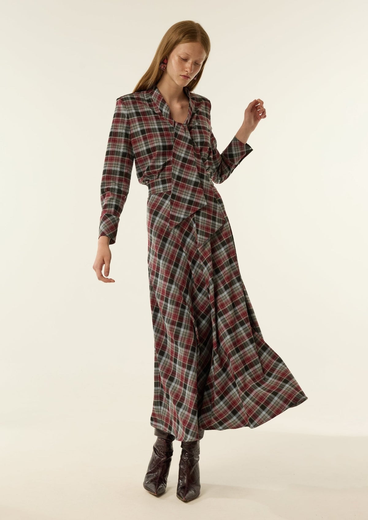 FALDA NOVA The IQ Collection