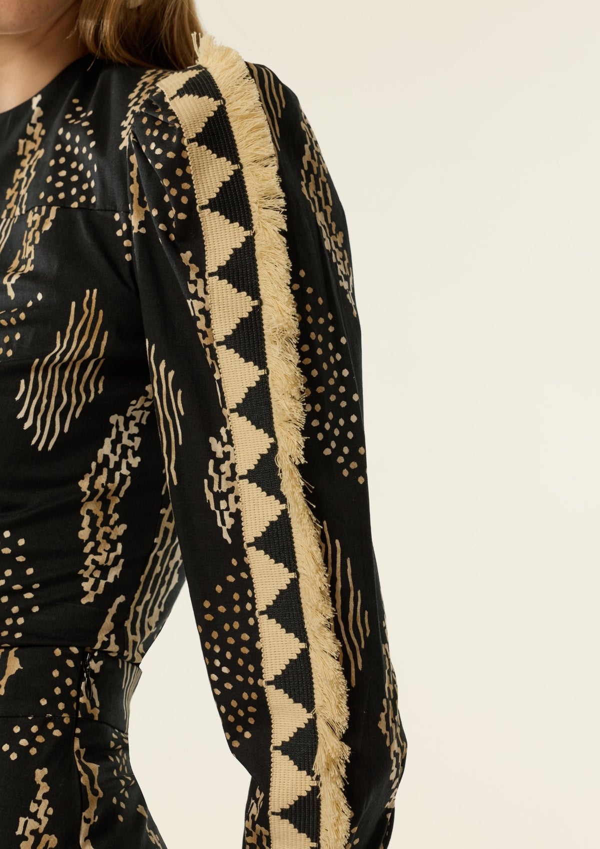 CAMISA ELVA NEGRO The IQ Collection