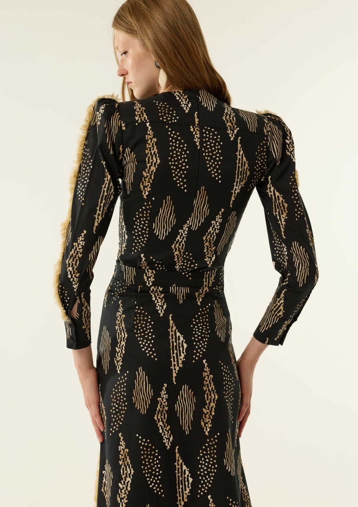 CAMISA ELVA NEGRO The IQ Collection