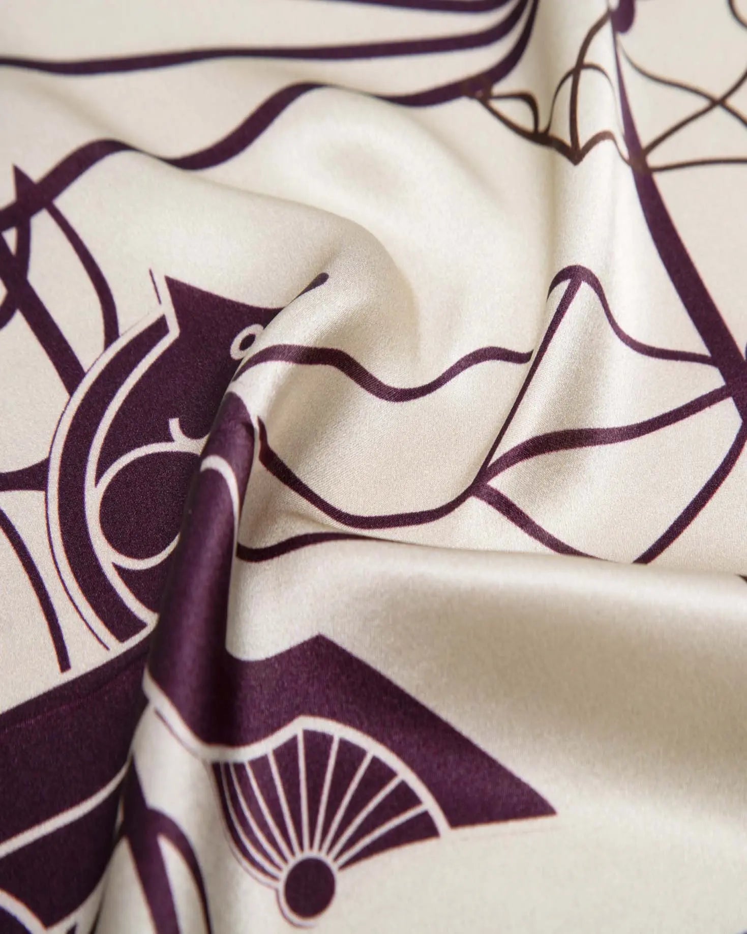 PAÑUELO NICOLETTA BEIGE The IQ Collection